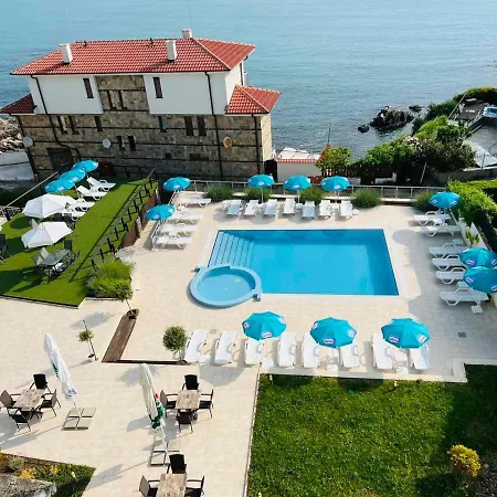 аполонис Hotell 3*