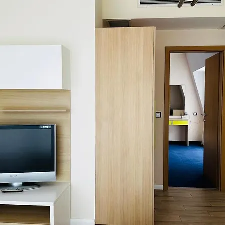 Hotell аполонис 3*