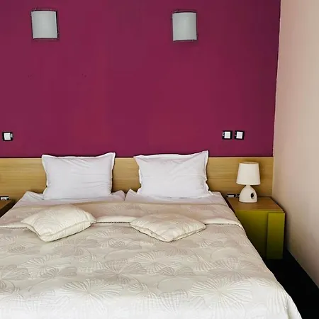 аполонис Hotell
