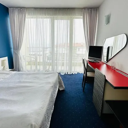 аполонис Hotel 3*