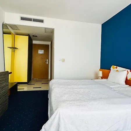 аполонис Hotell