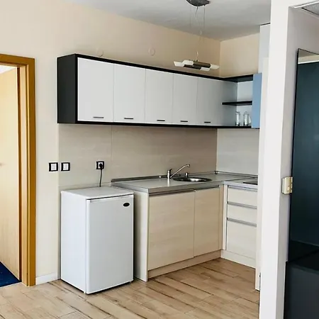 аполонис Hotel 3*